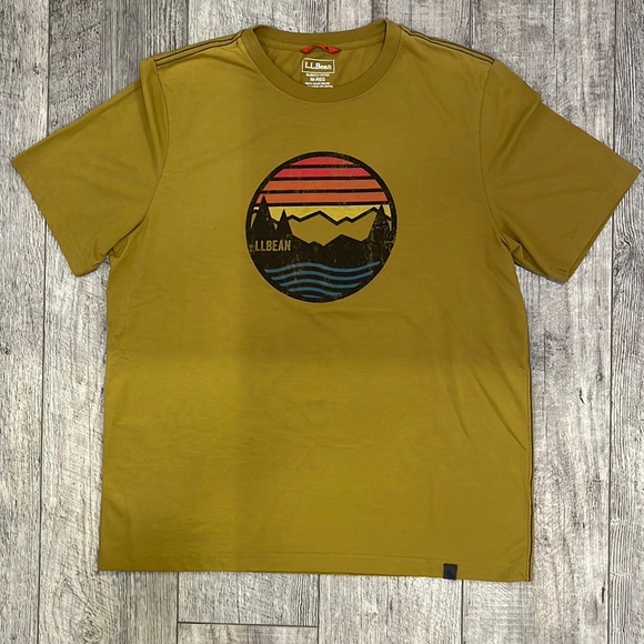 L.L. Bean Performance Graphic Tee- Size Medium - Picture 5 of 7